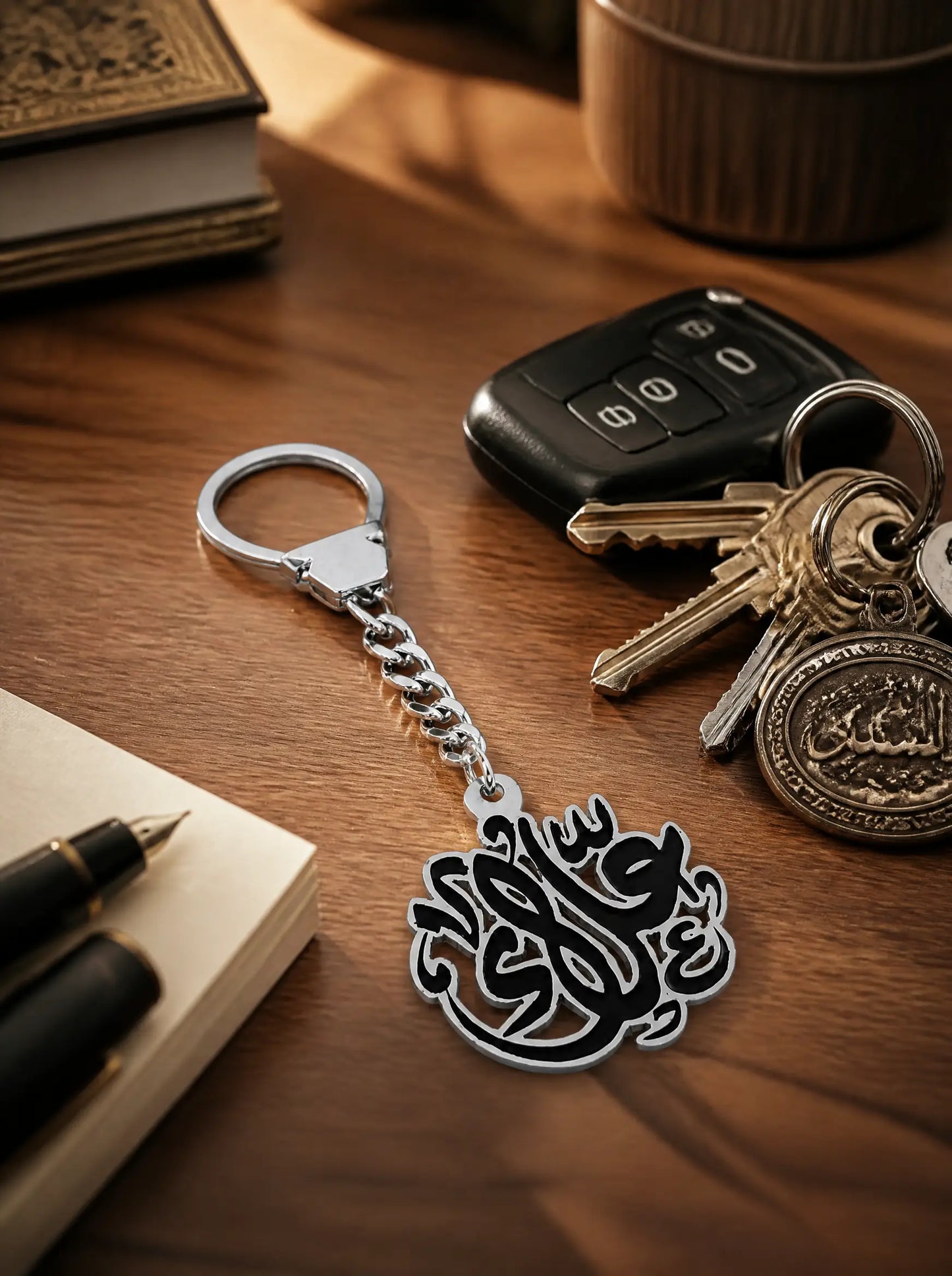 ميدالية اسم مفرغ
